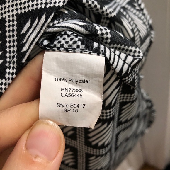 L J Crew geometric print blouse - Picture 2 of 4